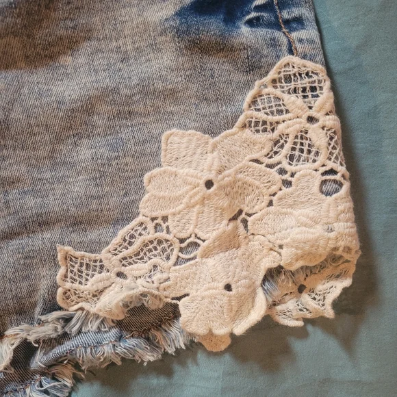 High Rise Lace Shorts (Light Blue Wash) - Picture 3 of 14